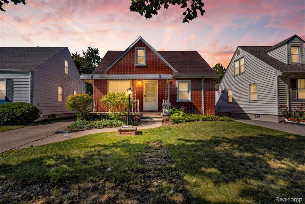 3330 Detroit Street, Dearborn