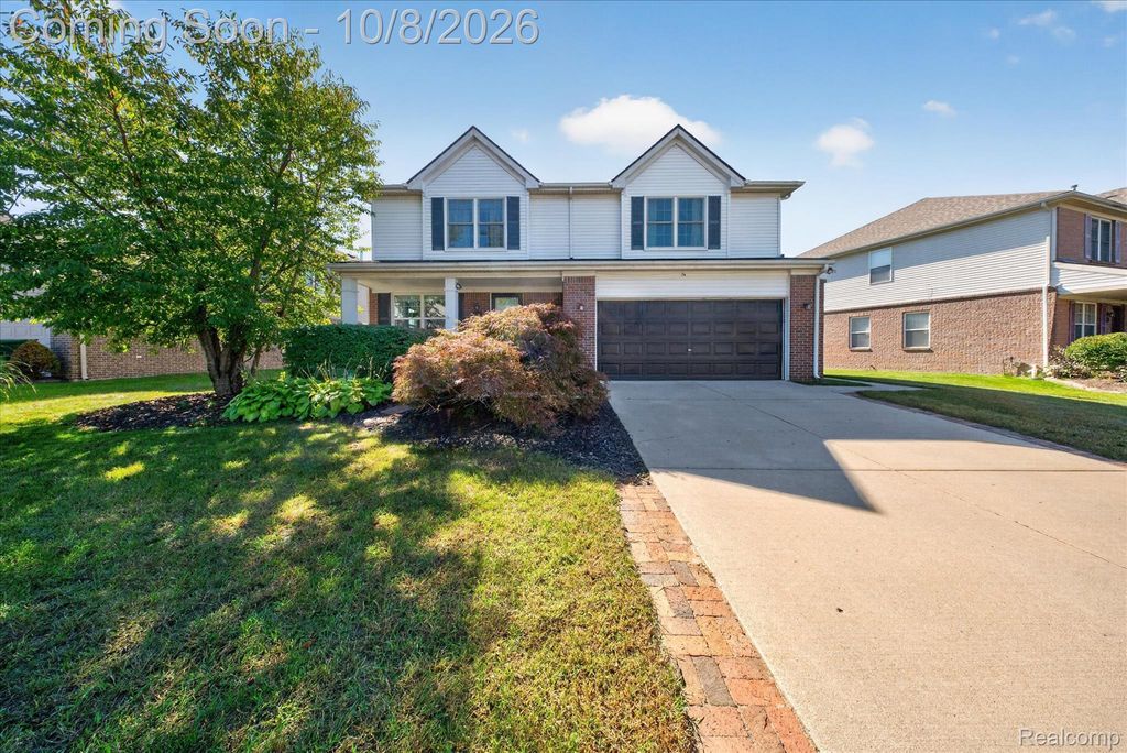 42435 N Cumberland Drive, Van Buren Twp