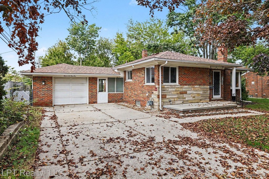 11635 Farley, Redford