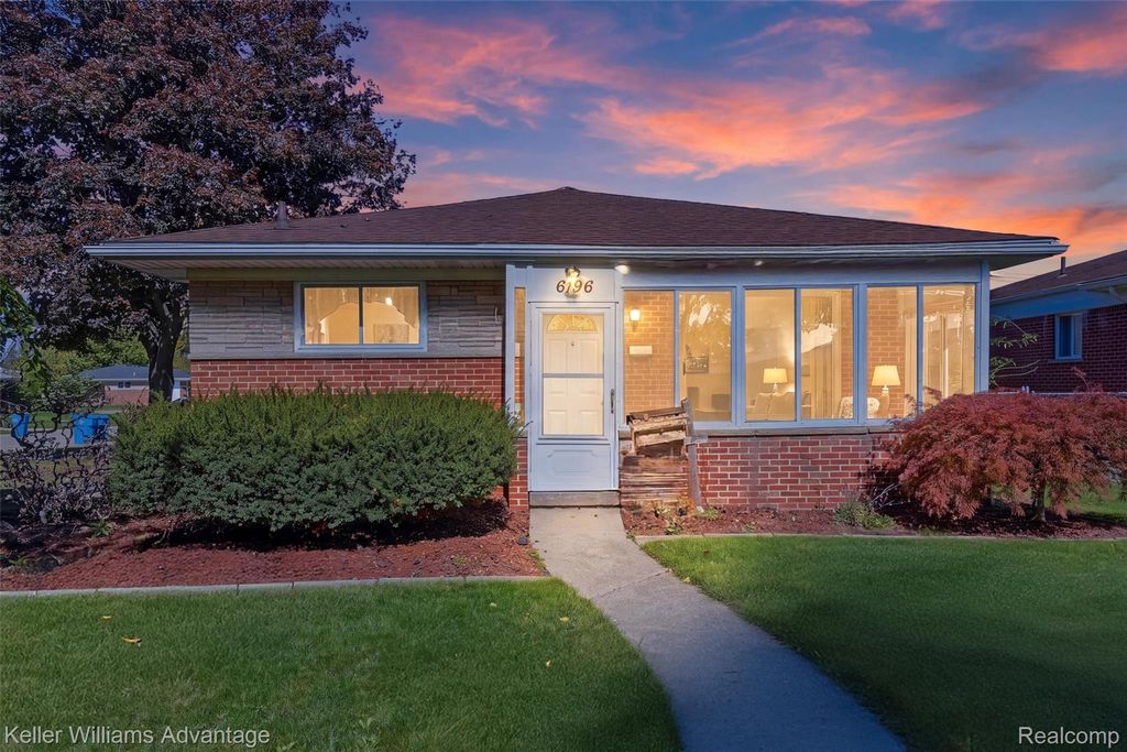 6196 Norborne Avenue, Dearborn Heights