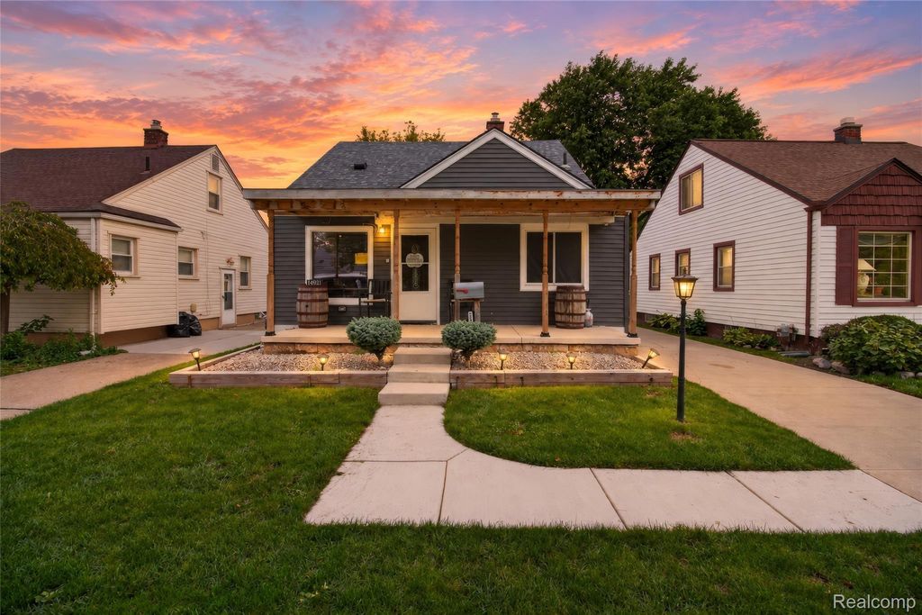 14924 Euclid Avenue, Allen Park
