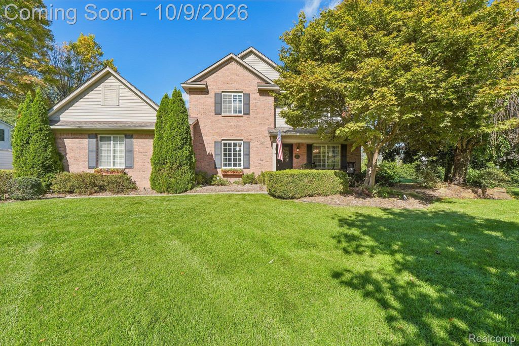 337 Mill Pond Lane, Milford charter township