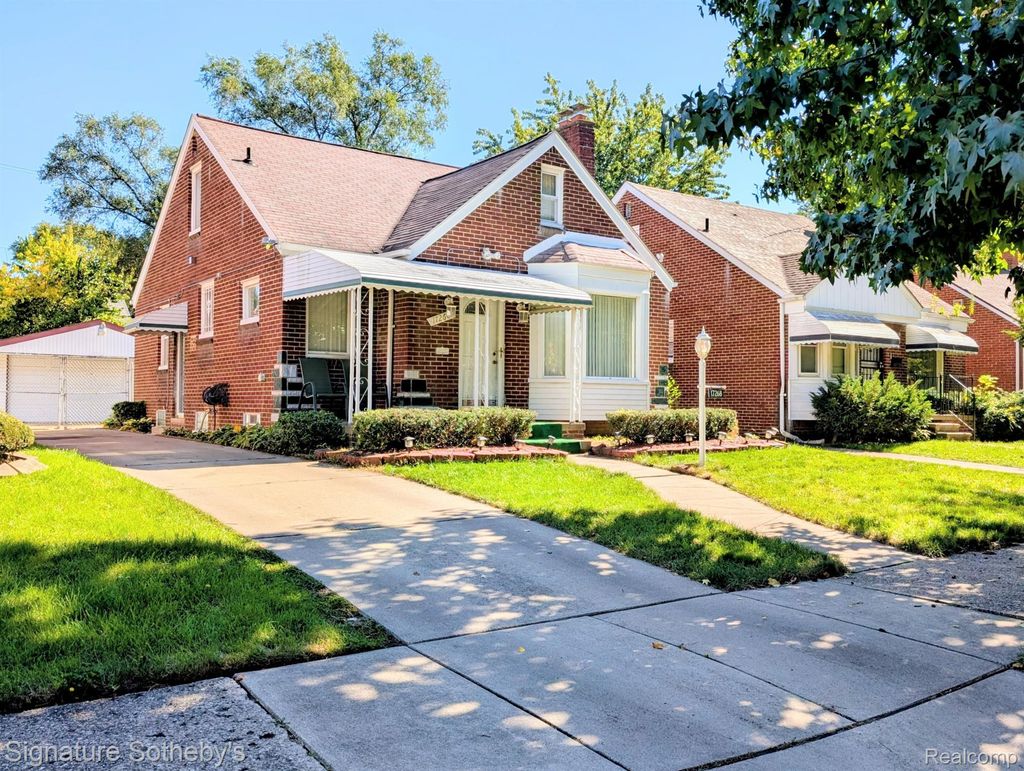 17268 Sunderland Road, Detroit