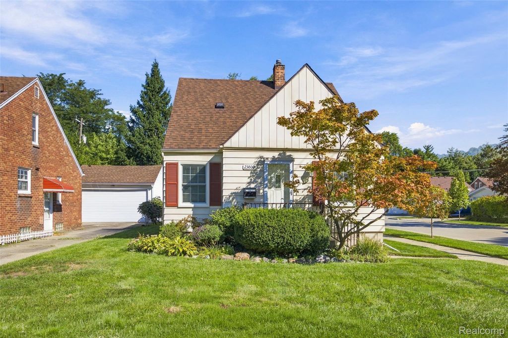 23800 Buckingham Street, Dearborn