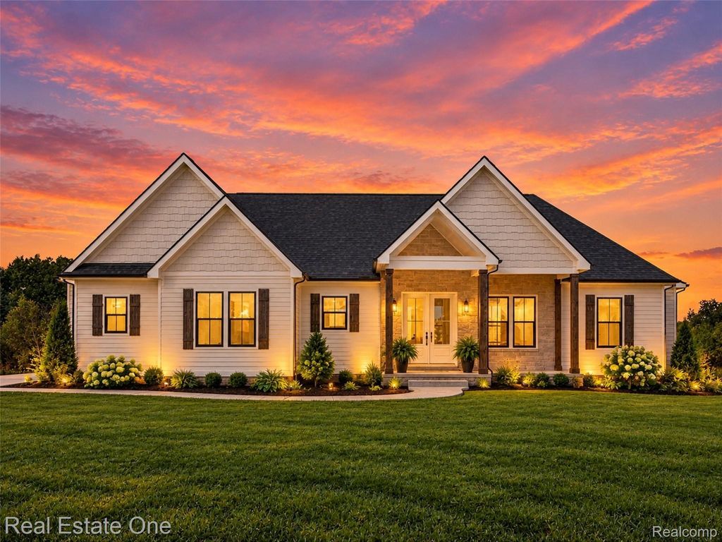 1818 Hidden Lake Trail, Brandon