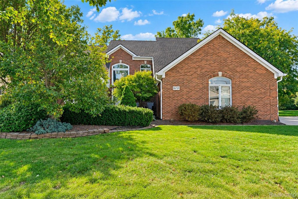 26729 Hawthorne Boulevard, Flat Rock