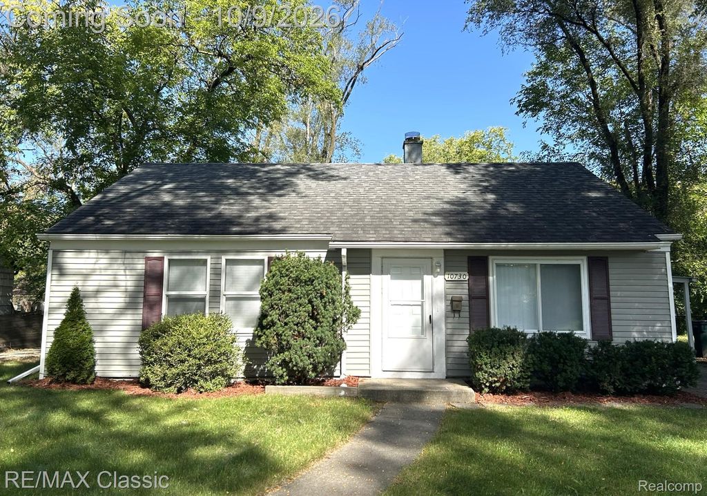 10730 Albany Street, Oak Park
