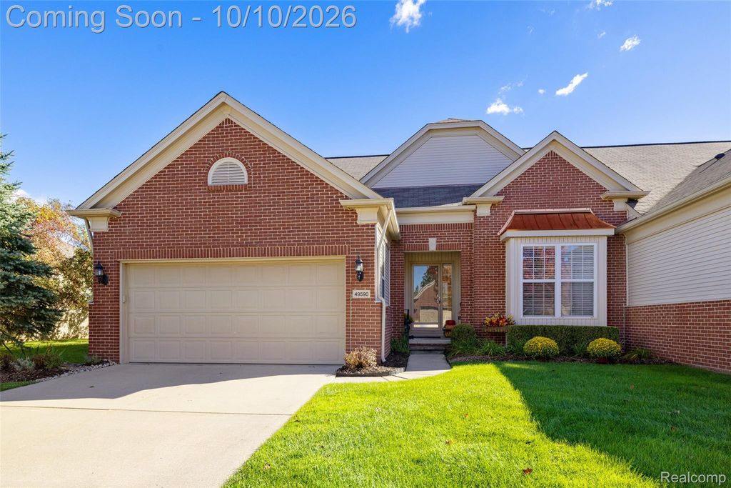 49590 Wayburn Drive, Macomb