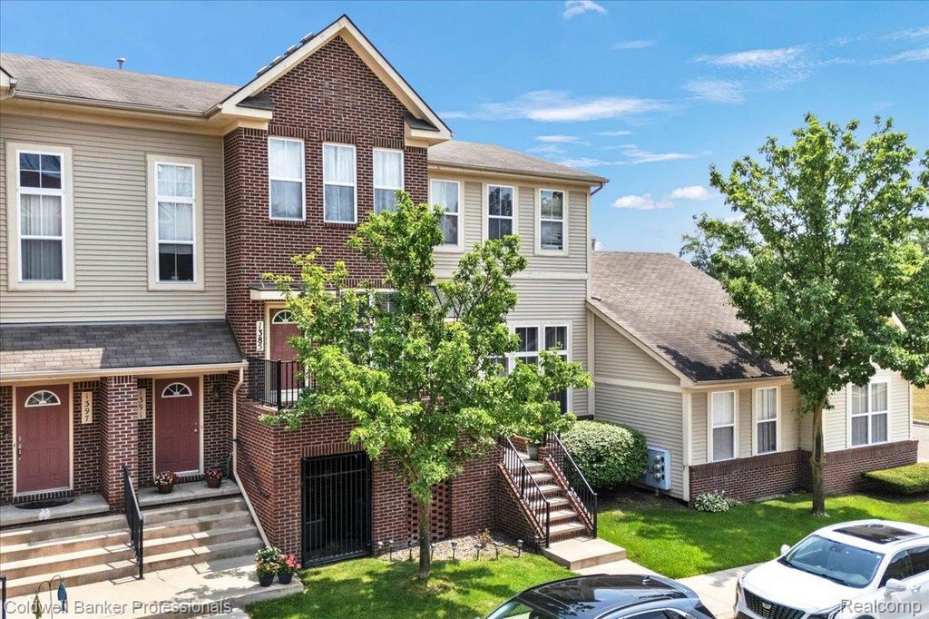 1385 Parkcrest Drive, Waterford