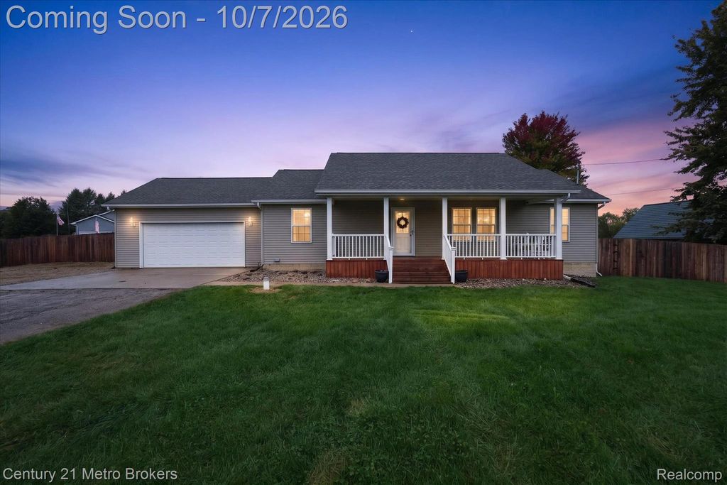 12041 E Coldwater Road, Columbiaville