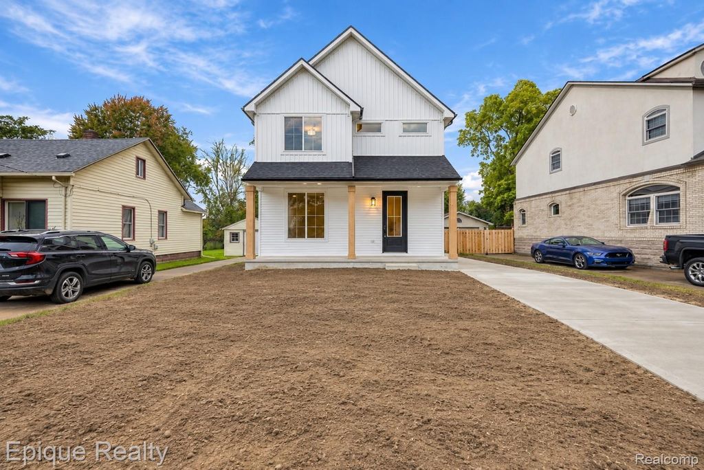 831 Goodale Avenue, Clawson
