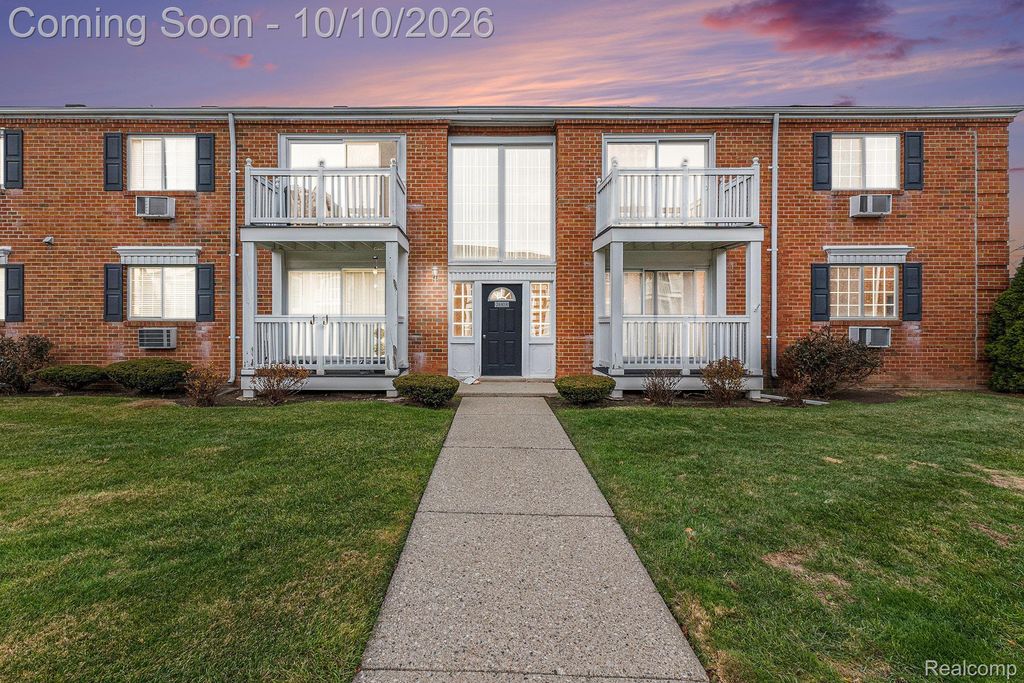 2440a Parmenter Blvd Apt 201  # 201, Royal Oak city