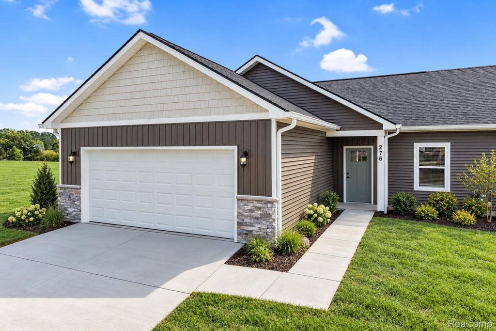 282 Percy Drive, Marion township