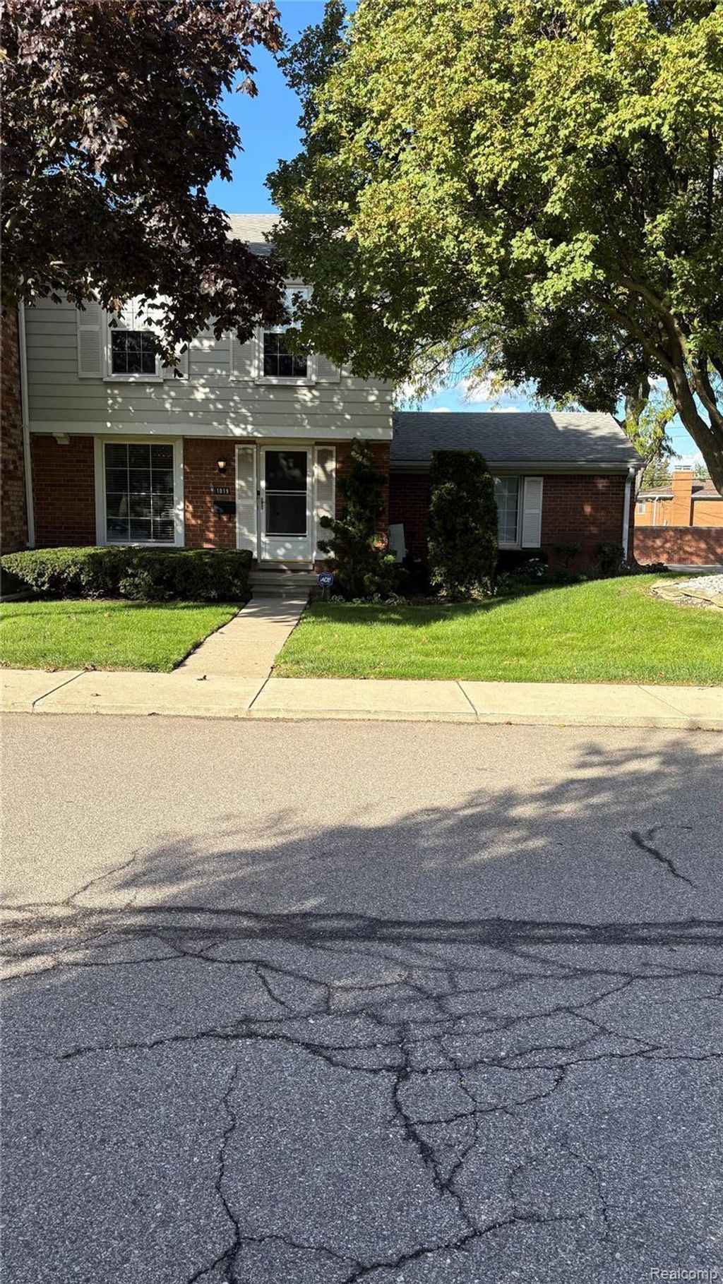1019 Woodbridge Street Se, St. Clair Shores