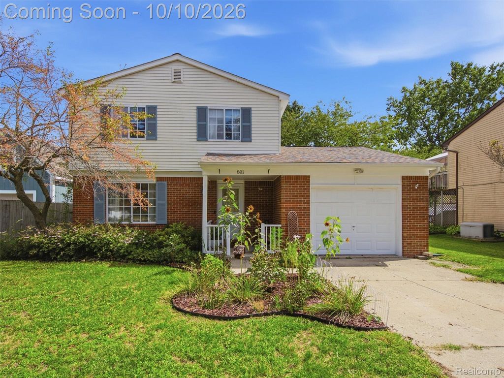 801 Meadowlark Lane, Howell city