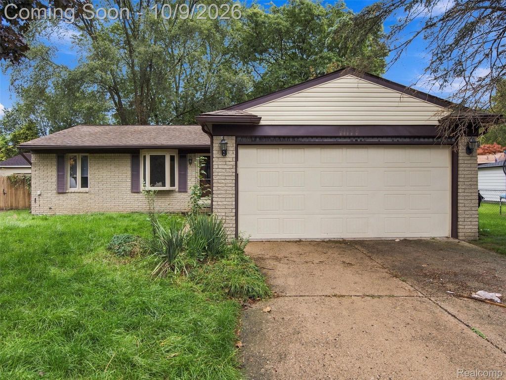 41138 Wessel Drive, Sterling Heights