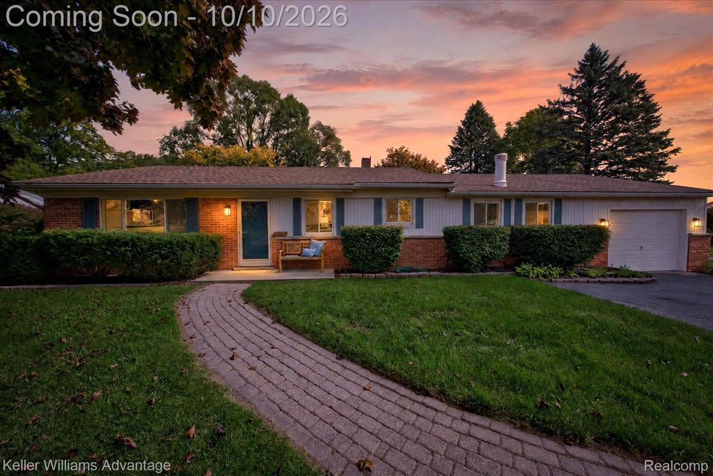 41881 Quince Drive, Novi