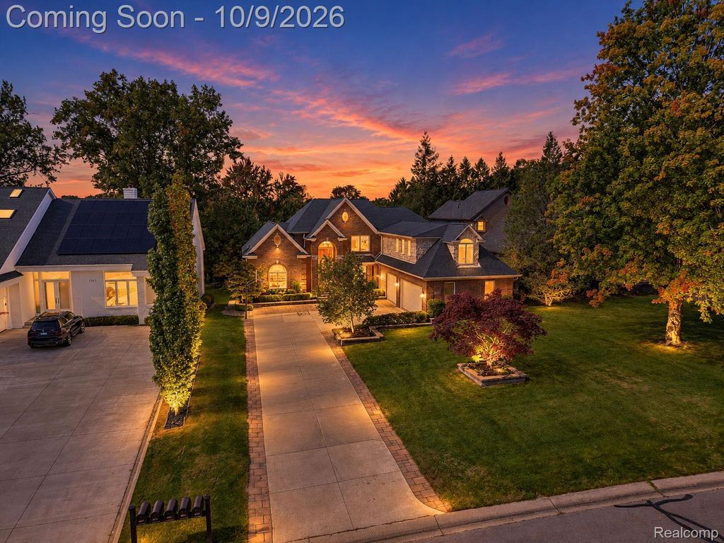 1347 Forest Bay Drive, Waterford