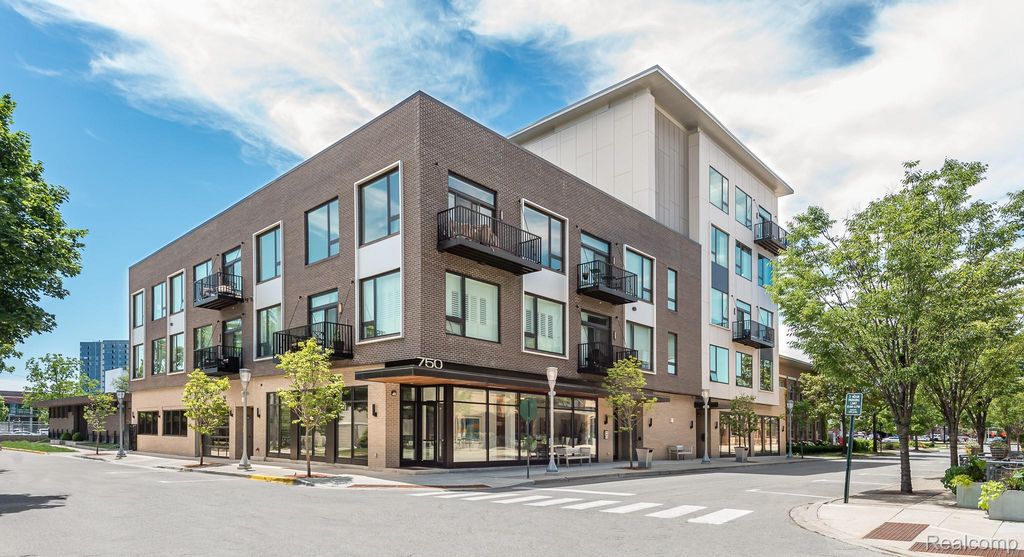 750 Forest Ave 502, Birmingham