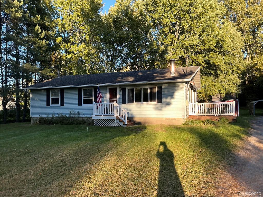 6266 Turner Road, Flushing