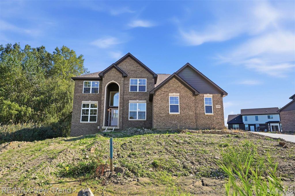 24488 Pembrooke Drive, Lyon charter township