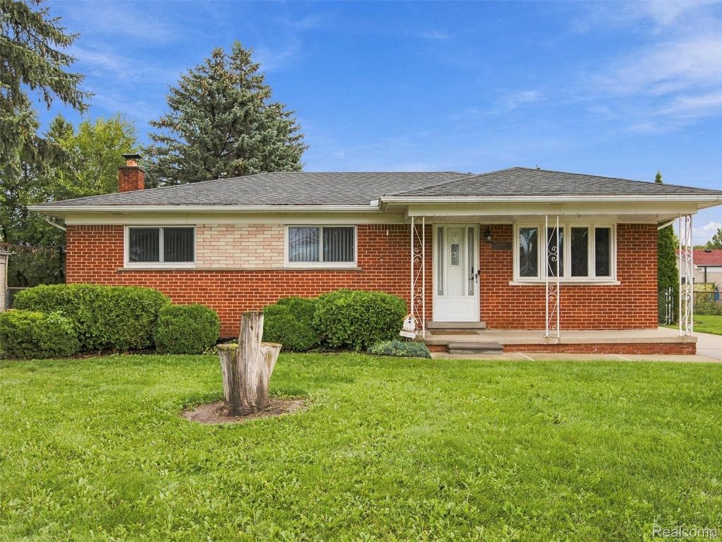 34440 Koch Avenue, Sterling Heights