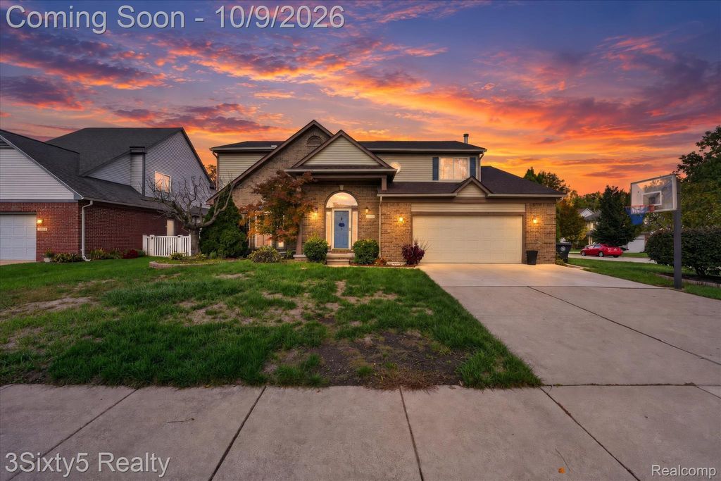27832 Meadowbrooke Avenue, Livonia