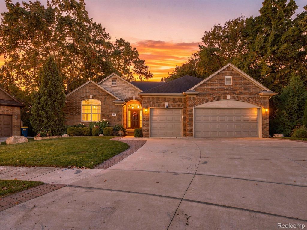 3127 Ramzi Lane, Auburn Hills