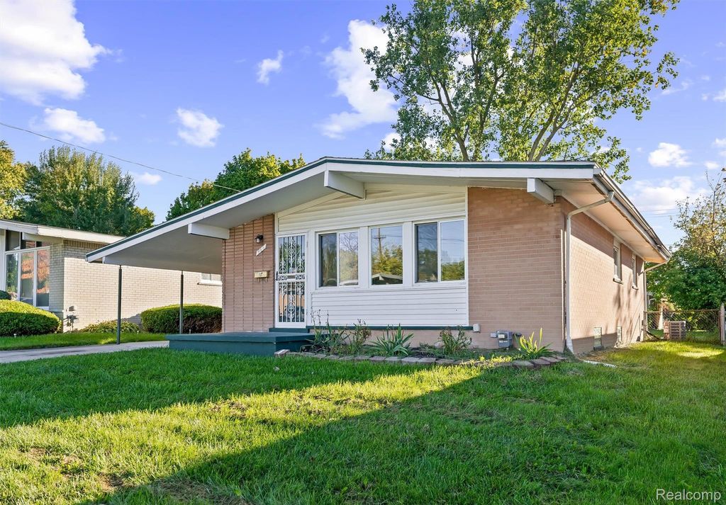 466 Thors Street, Pontiac