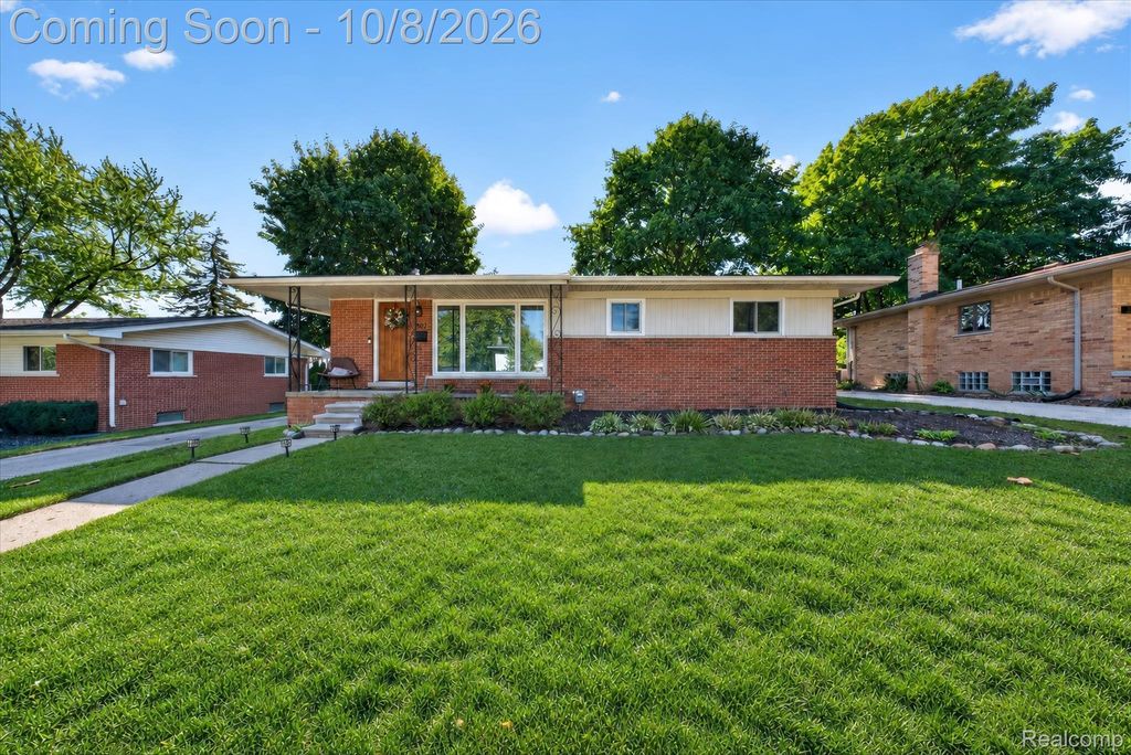 307 Ely Drive S, Northville