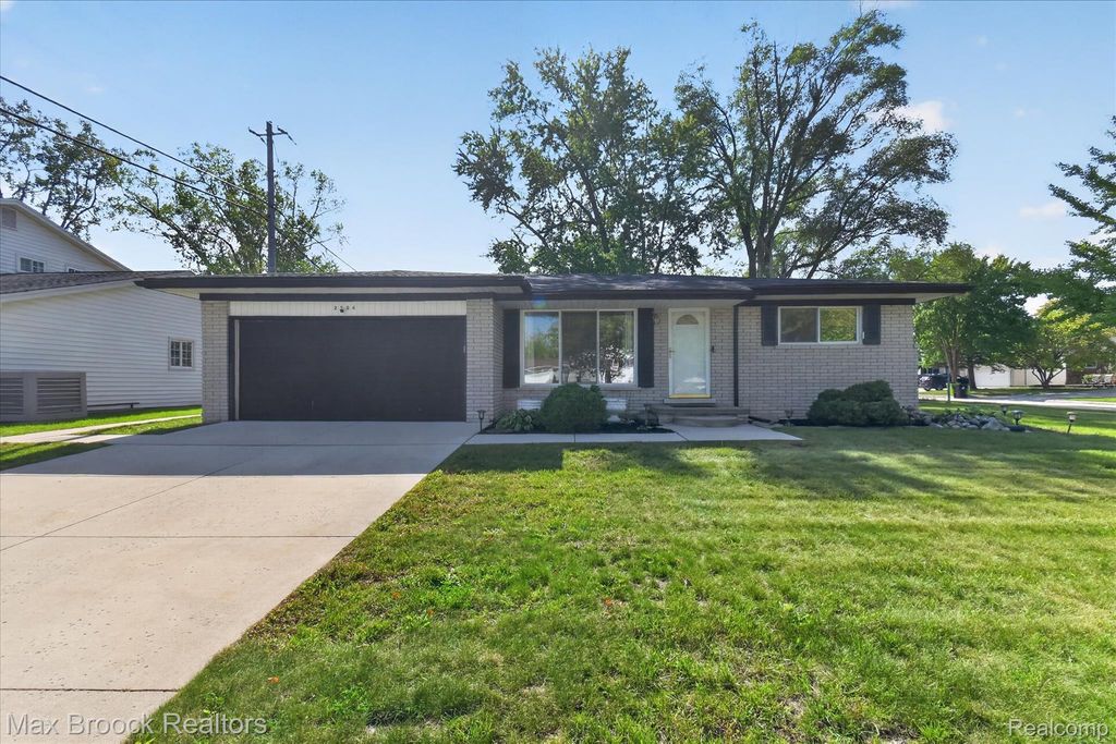 2504 Crofthill Drive, Auburn Hills