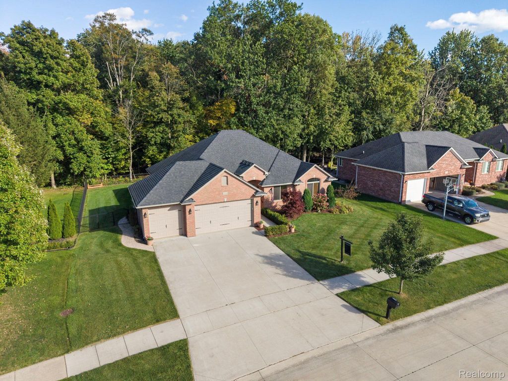 32830 Kathleen Drive, Chesterfield