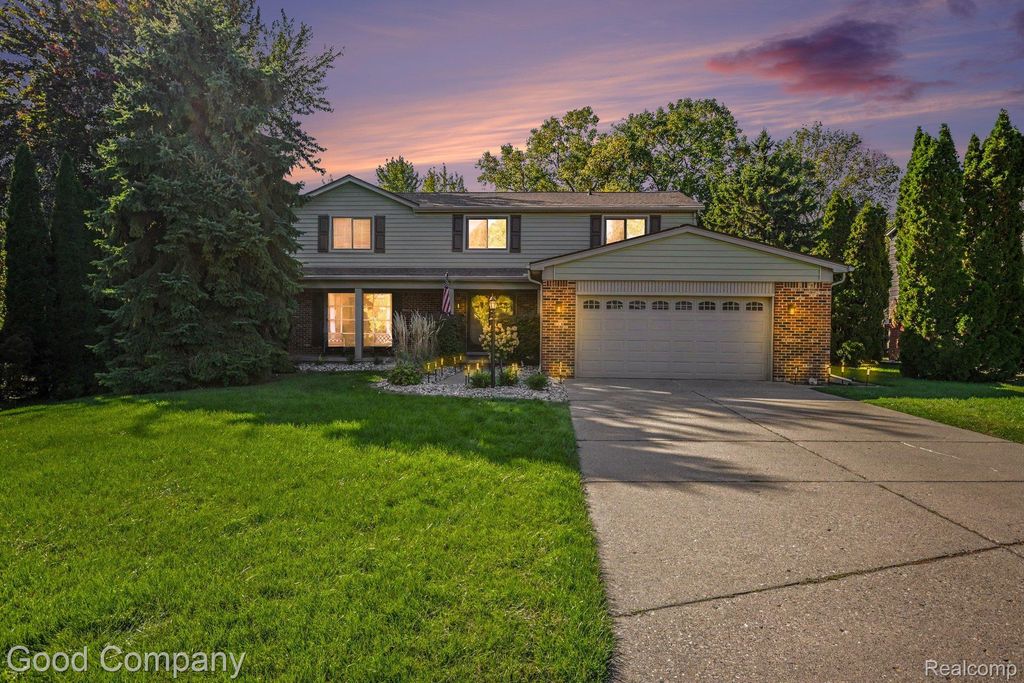 2810 Sandhurst, Rochester