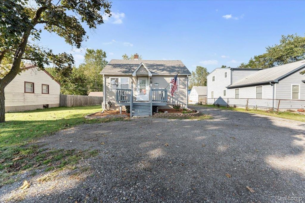 20594 Gibraltar Road, Brownstown