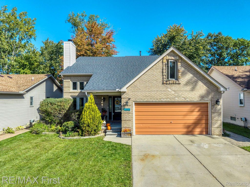 23577 Donaldson Street, Clinton Twp