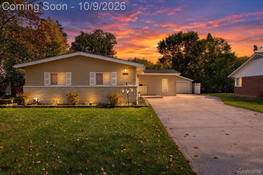 29936 Westbrook Parkway, Southfield