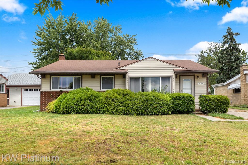 5043 Arden Avenue, Warren