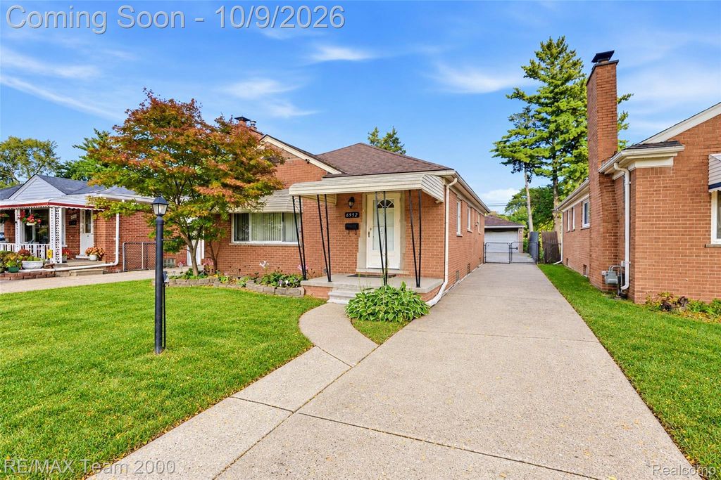 6952 Colonial Street, Dearborn Heights