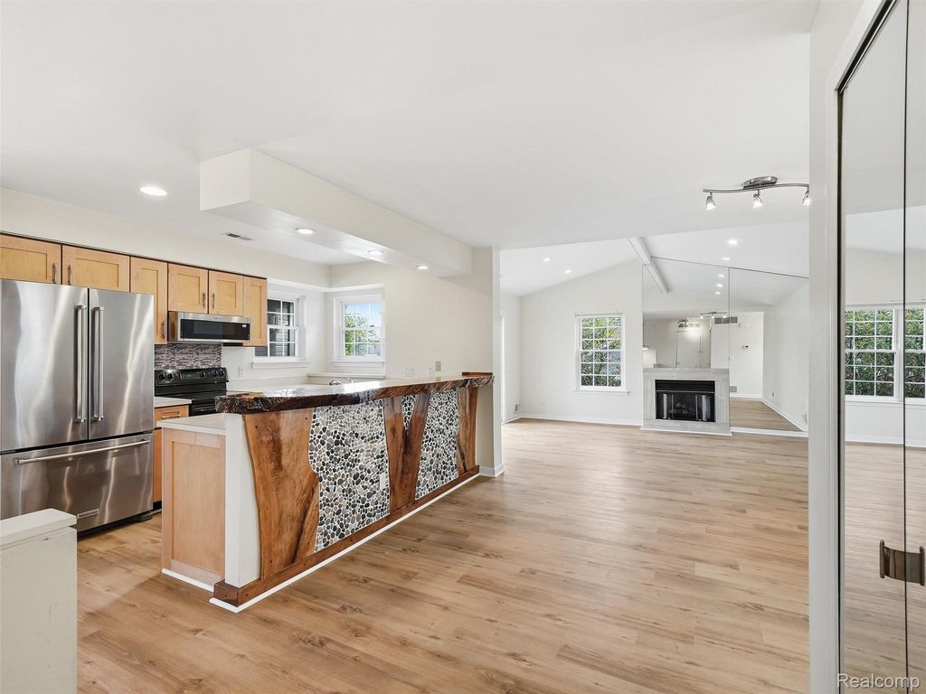 6605 Firestone Court, West Bloomfield