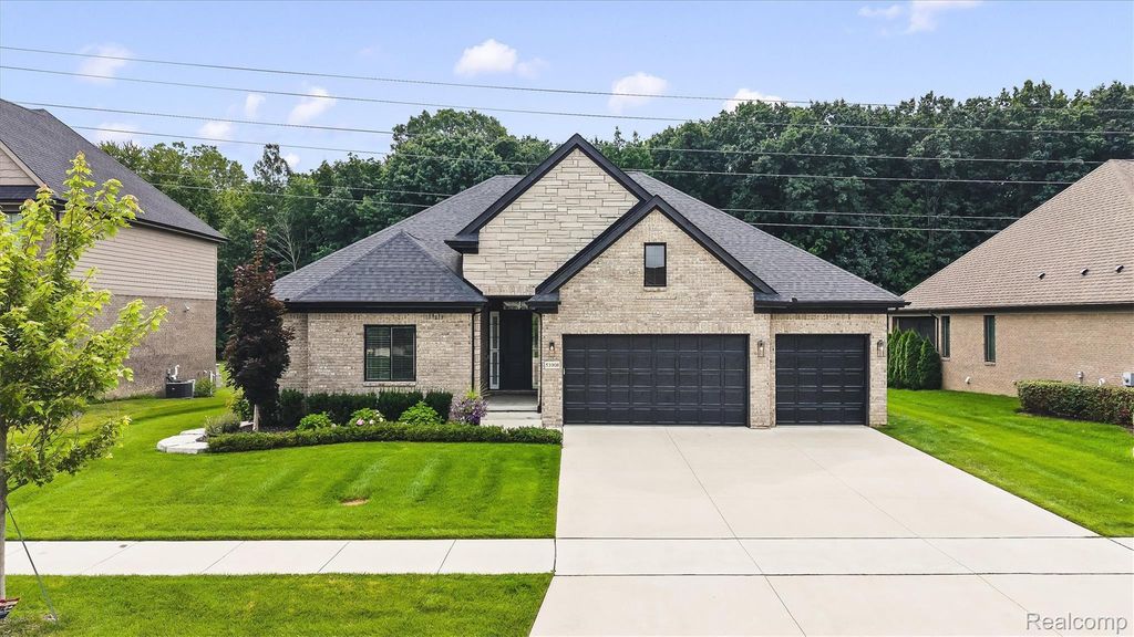 53908 Lawson Creek Dr, Utica