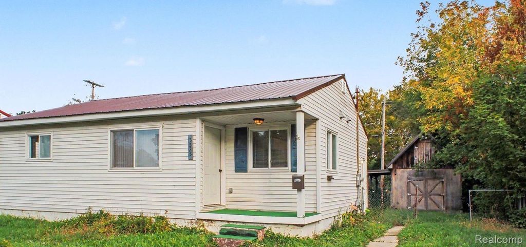 3525 Lippincott Blvd, Flint
