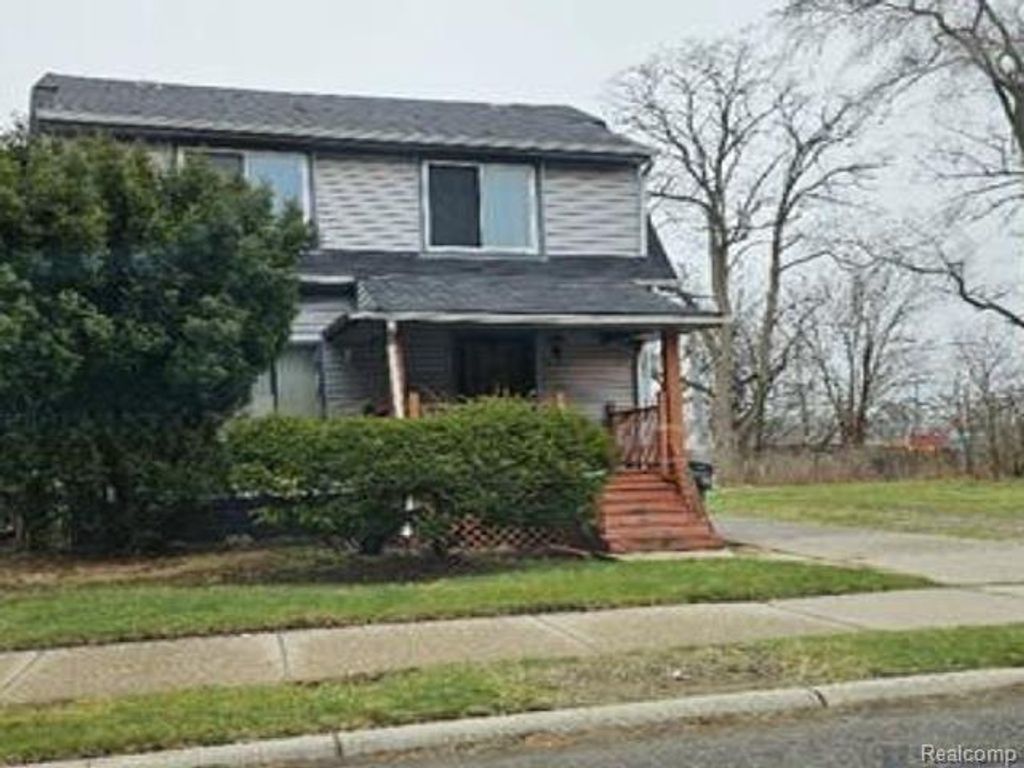19946 Russell St, Highland Park