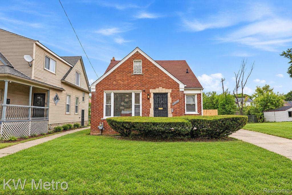14736 Mansfield St, Detroit