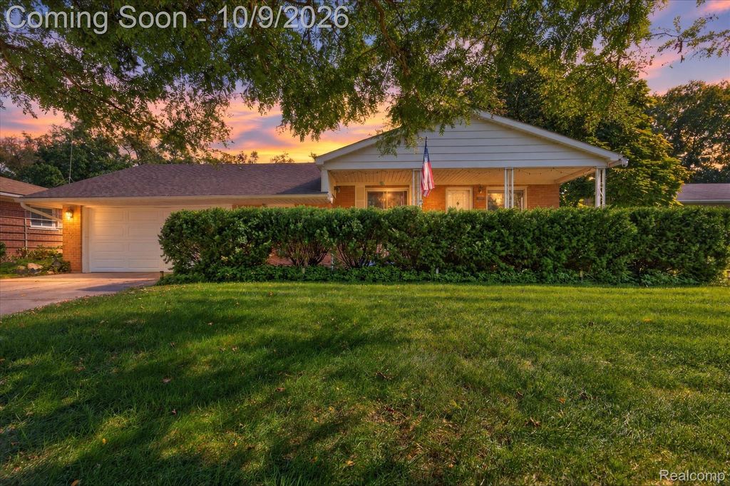 17438 Inkster Rd, Redford