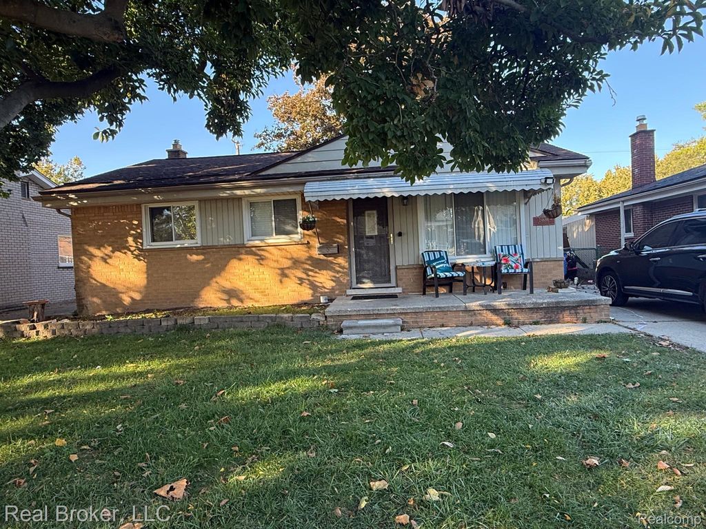 24686 Mcdonald St, Dearborn Heights