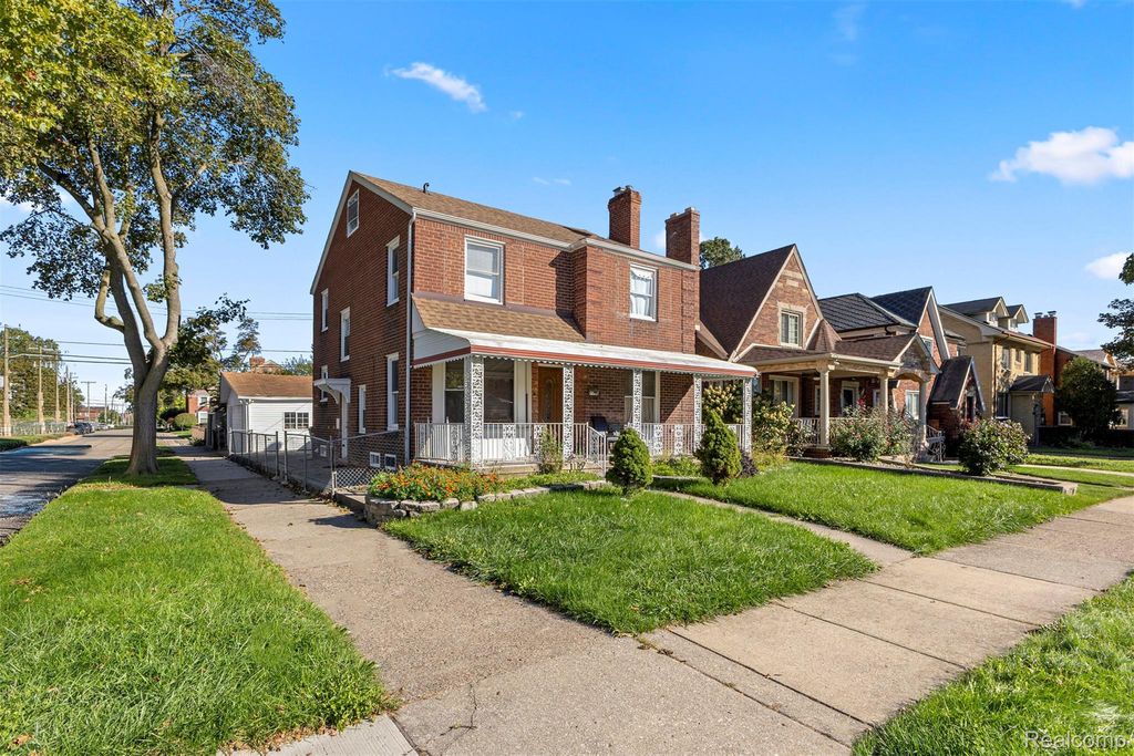 7758 Reuter St, Dearborn
