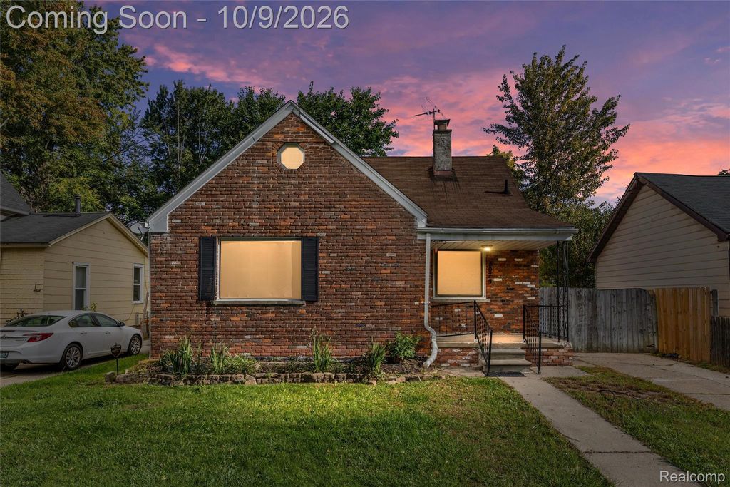5070 Lafontaine St, Grosse Pointe