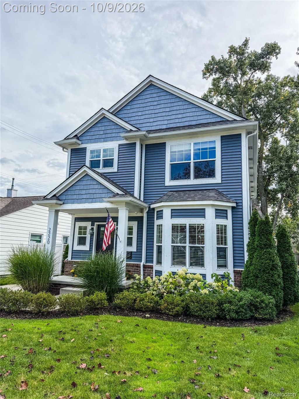 2220 Barrett Ave, Royal Oak