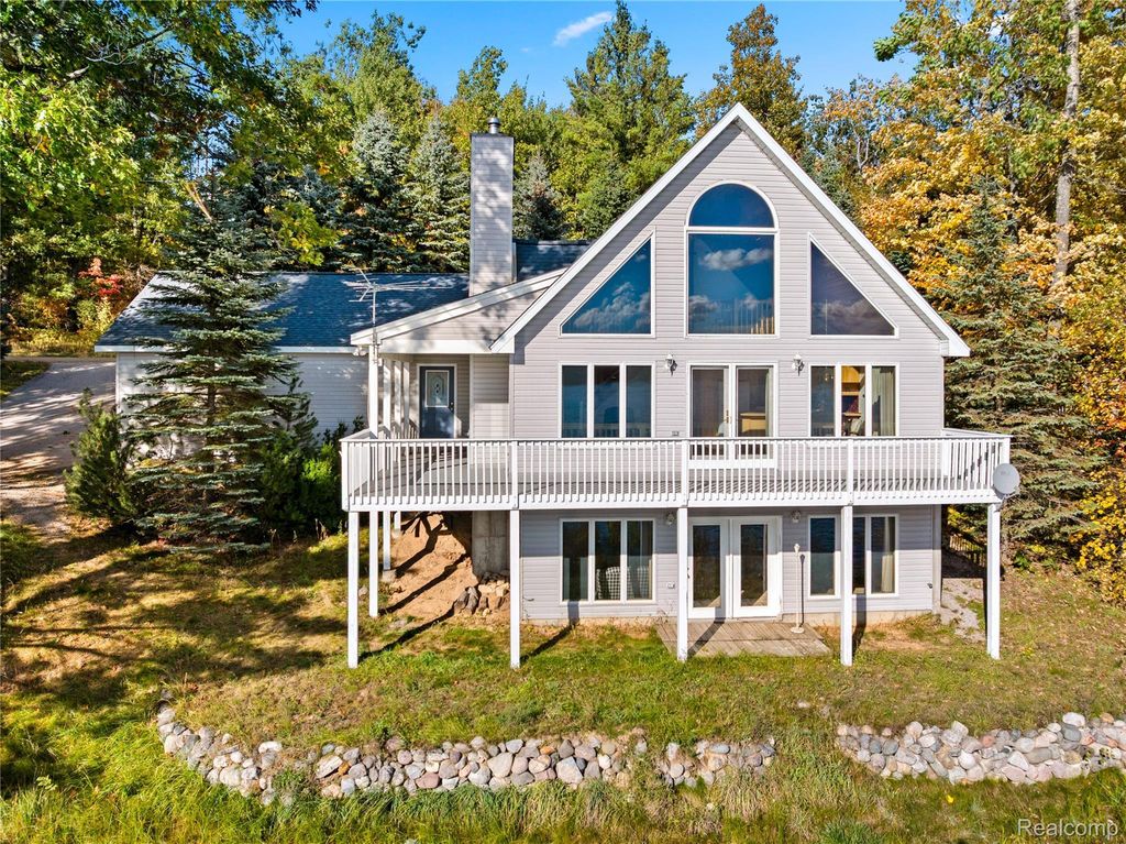 7267 Arrowroot Trl, Gaylord