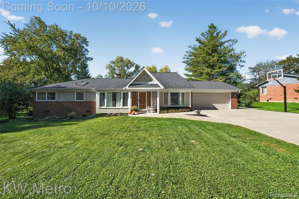 24723 Westmoreland Dr, Farmington Hills